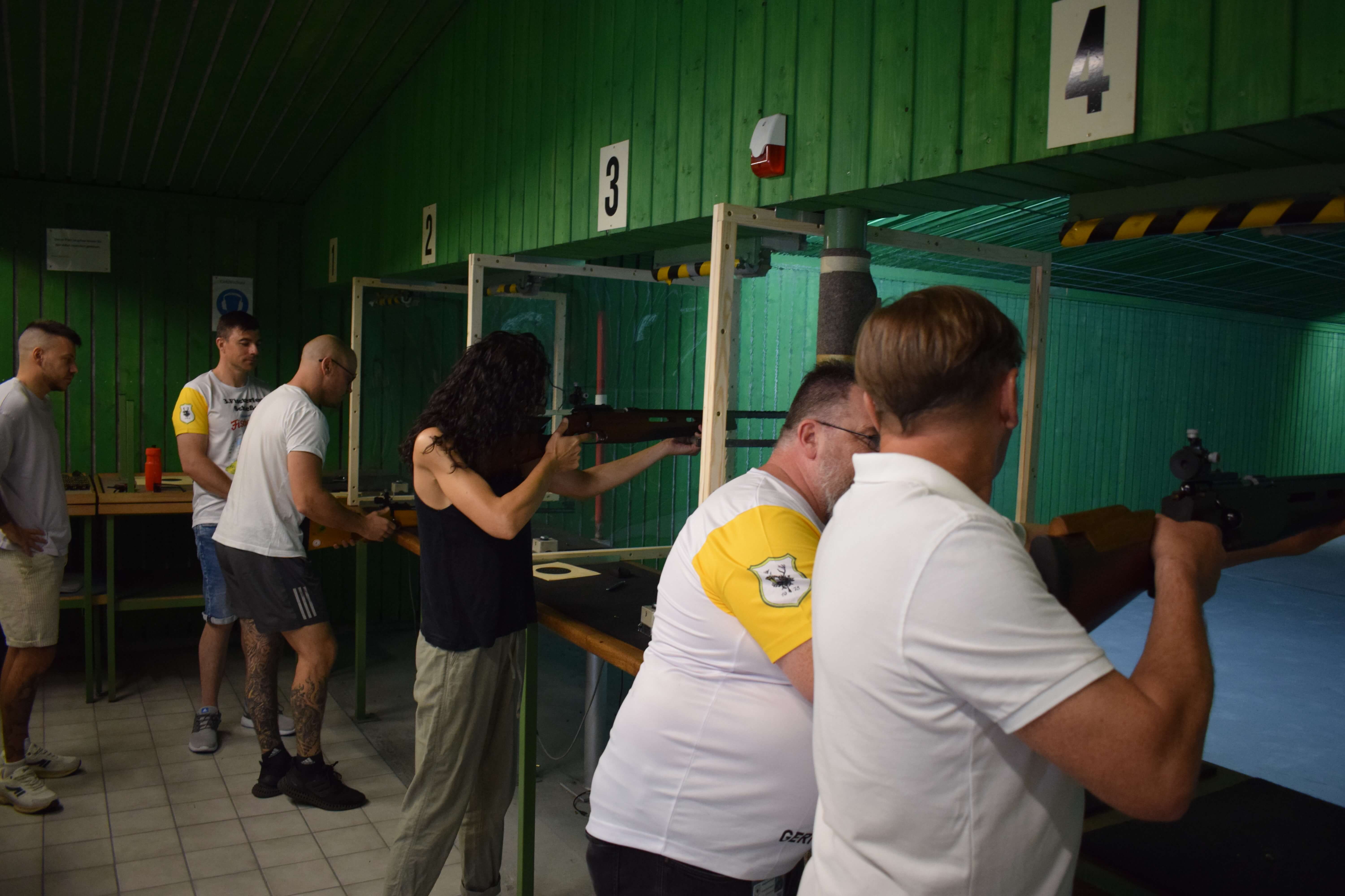 Jugend am Schießstand Fischerfestpokal